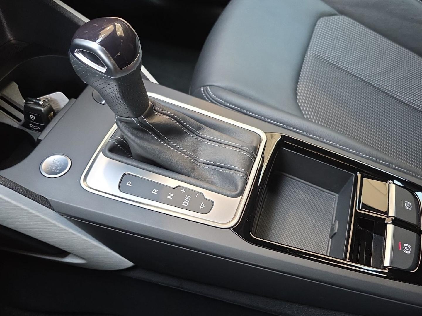 Bild über Audi Q2 S line 40 TFSI quattro S tronic - für weitere Informationen kontaktieren Sie den Audi Partner