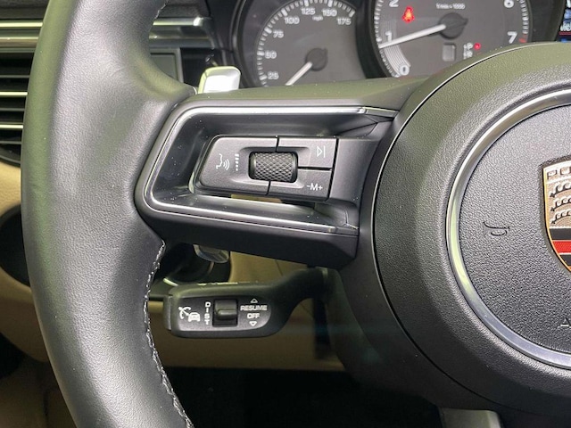 2025 Porsche Macan Base - Photo 40