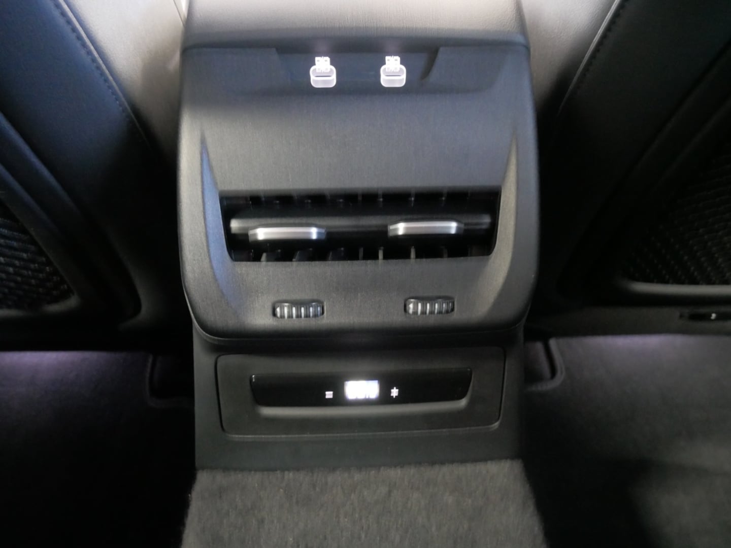 Bild über Audi A5 Avant TDI quattro 150 kW S tronic - für weitere Informationen kontaktieren Sie den Audi Partner