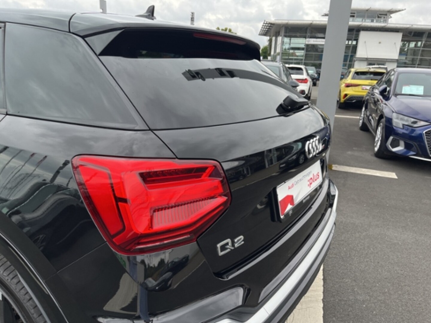 Bild über Audi Q2 S line 35 TDI S tronic - für weitere Informationen kontaktieren Sie den Audi Partner