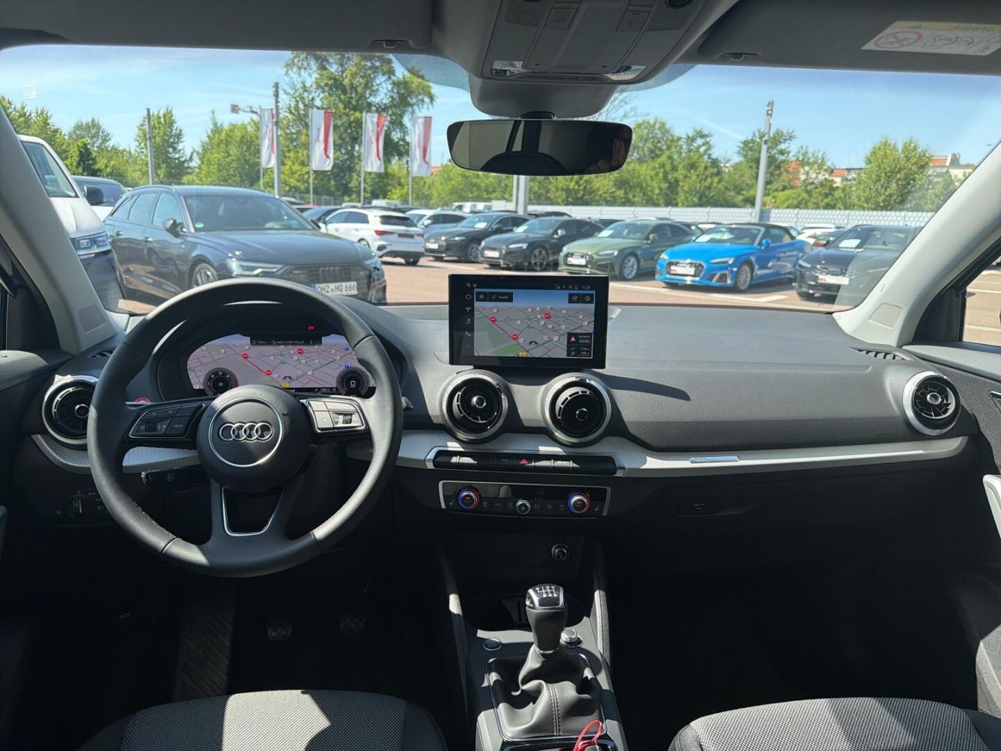 Bild über Audi Q2 S line 30 TDI Schaltgetriebe - für weitere Informationen kontaktieren Sie den Audi Partner