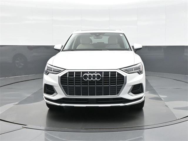 Used 2020 Audi Q3 Premium Plus with VIN WA1BECF33L1017722 for sale in Kansas City, MO