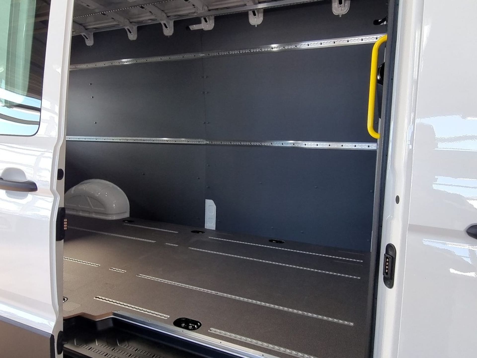 Volkswagen Crafter Kasten langer Radstand
