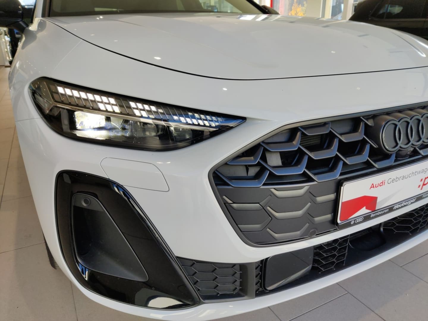 Bild über Audi A5 Avant TDI quattro 150 kW S tronic - für weitere Informationen kontaktieren Sie den Audi Partner