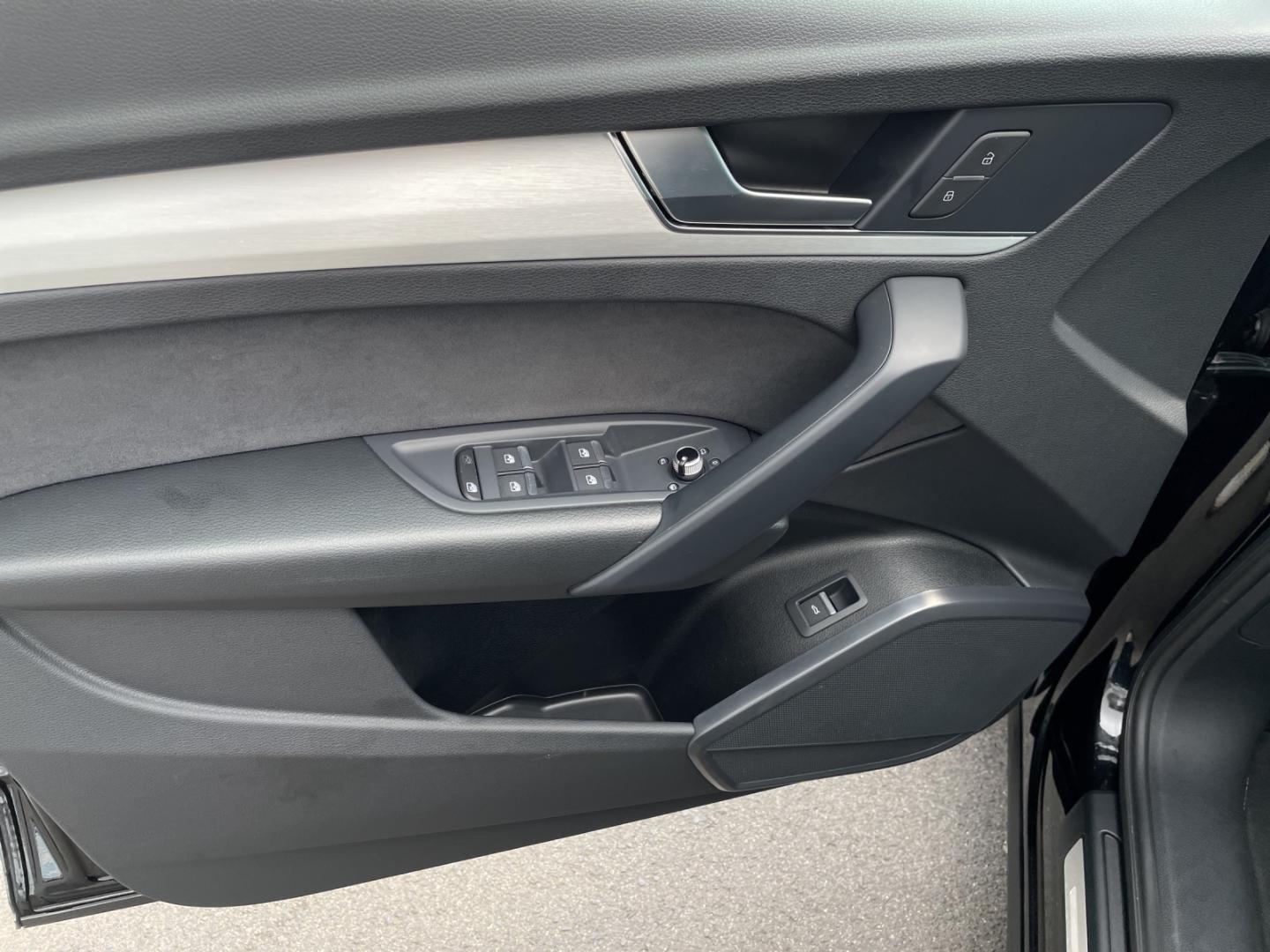 Image about Audi SQ5 TDI tiptronic