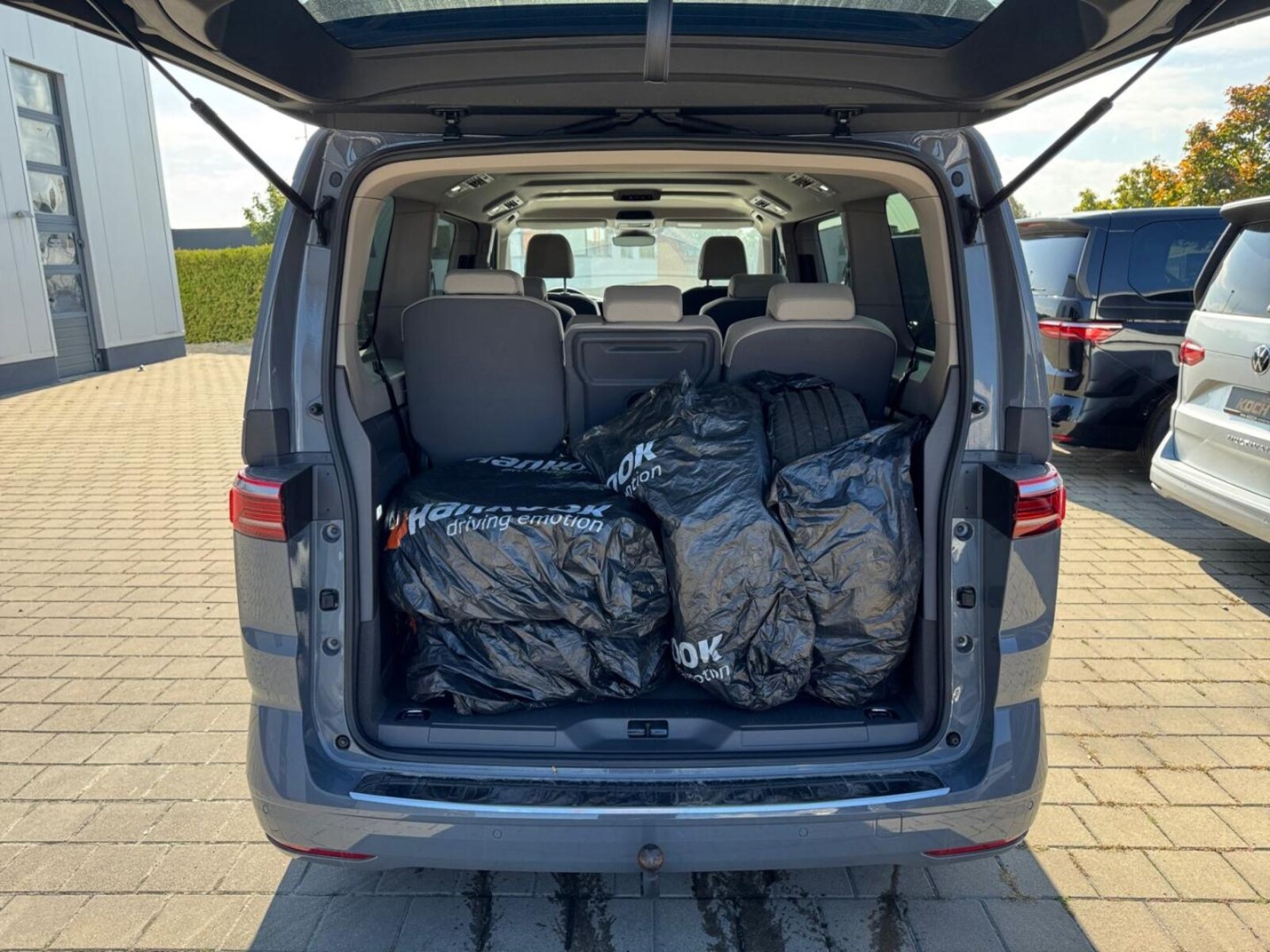 Volkswagen Multivan Langversion – Bild 11