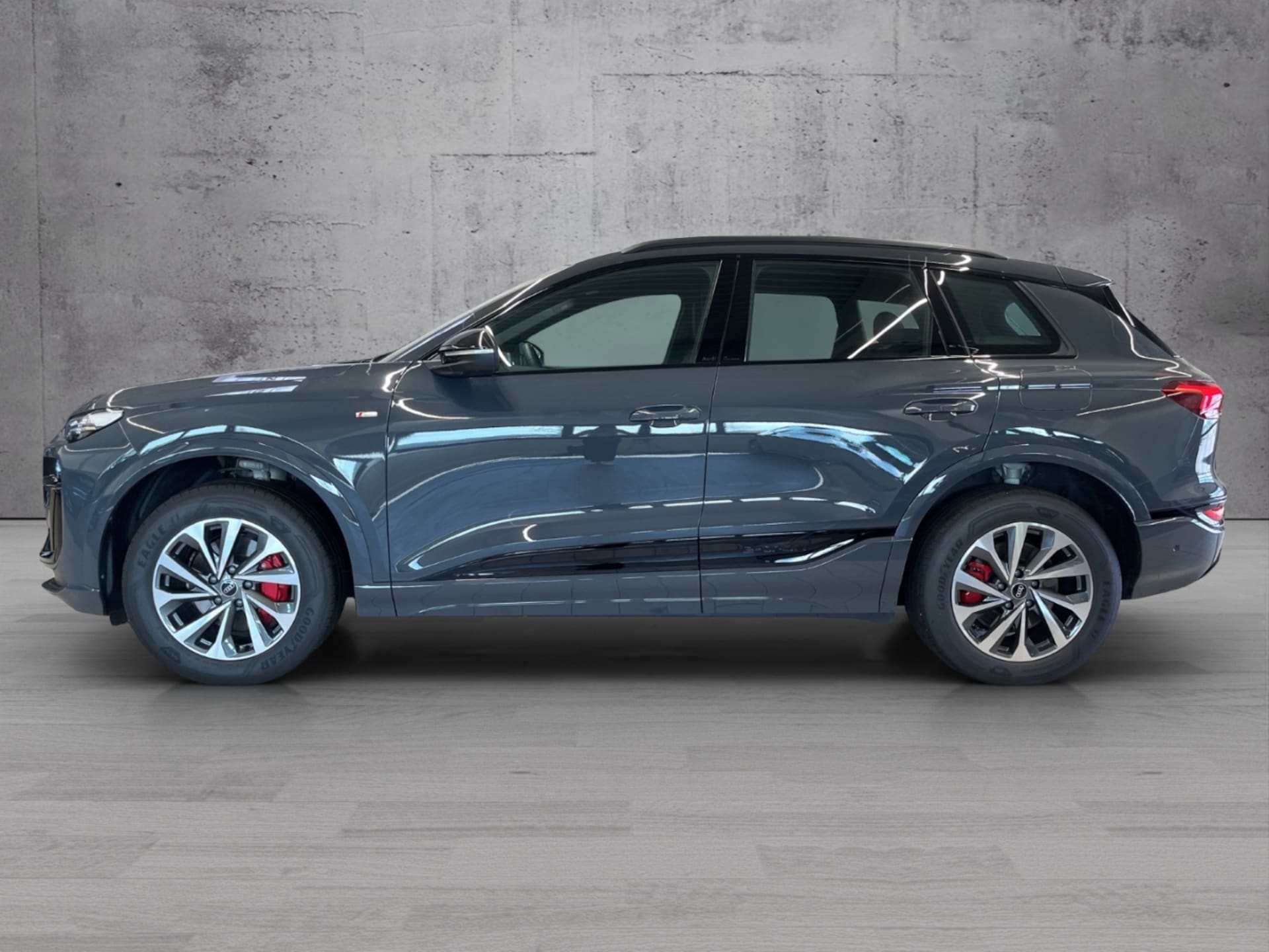 Audi Q6 SUV e-tron