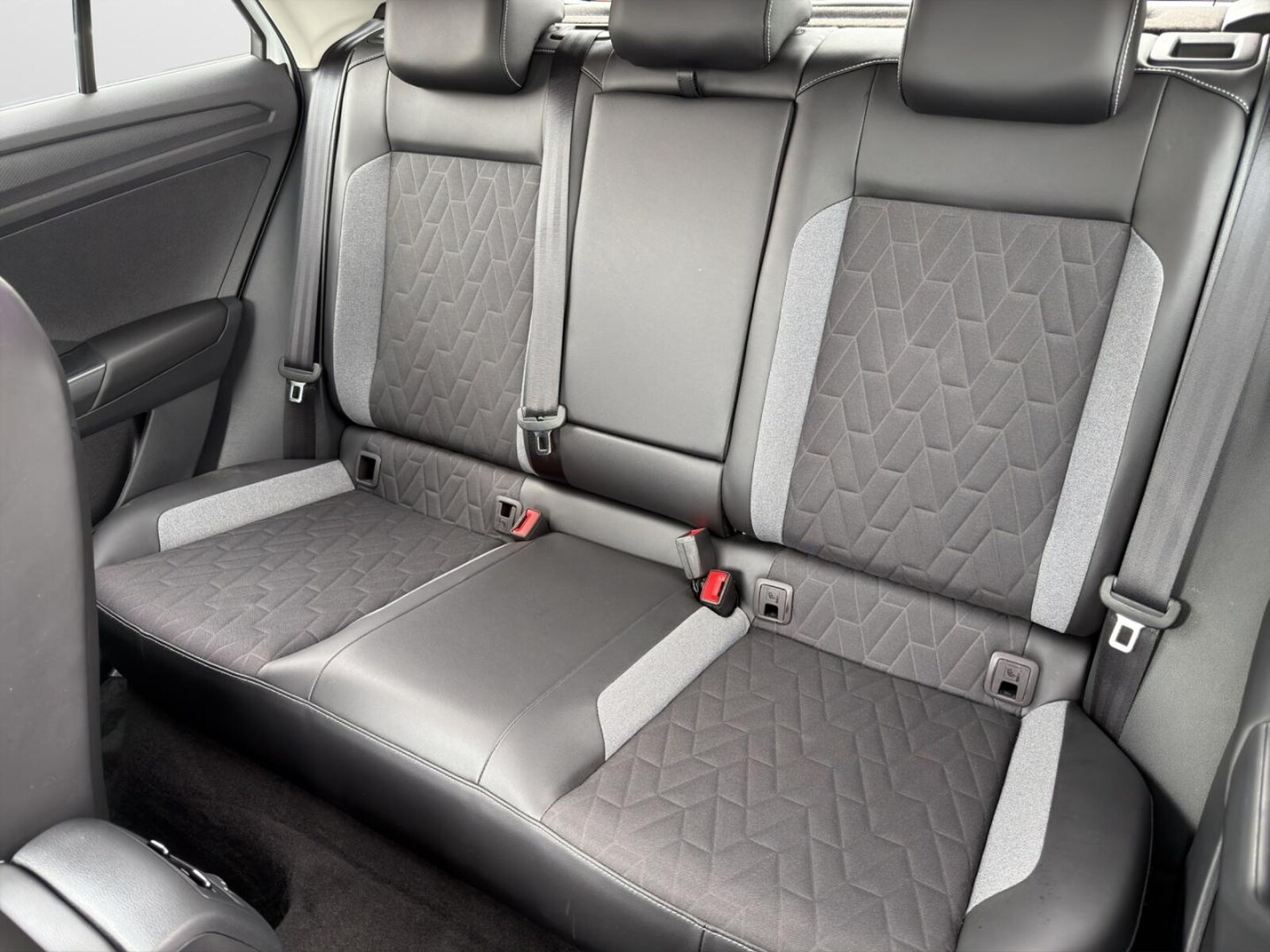Volkswagen T-Roc – Bild 11