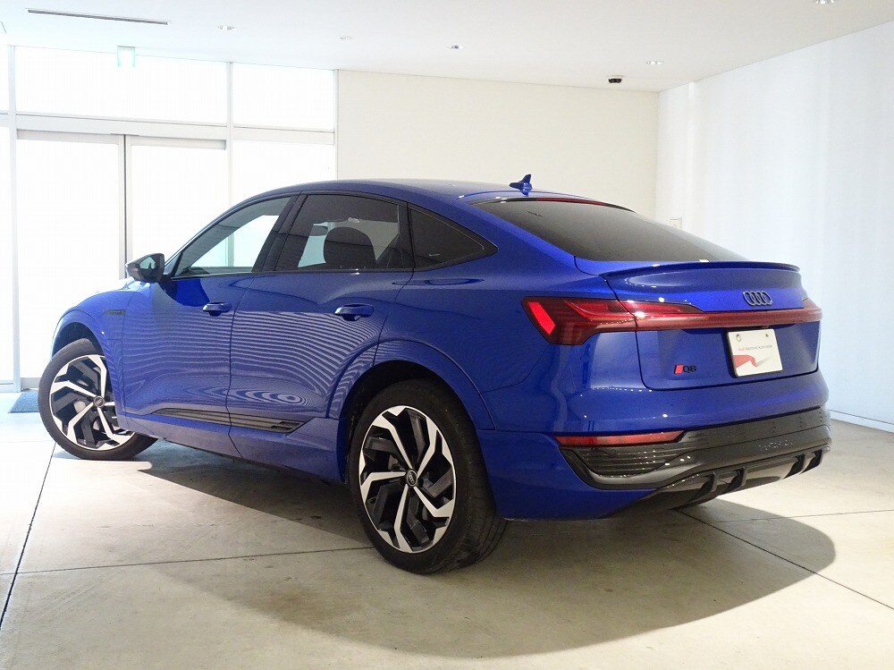 Audi Q8 Sportback e-tron