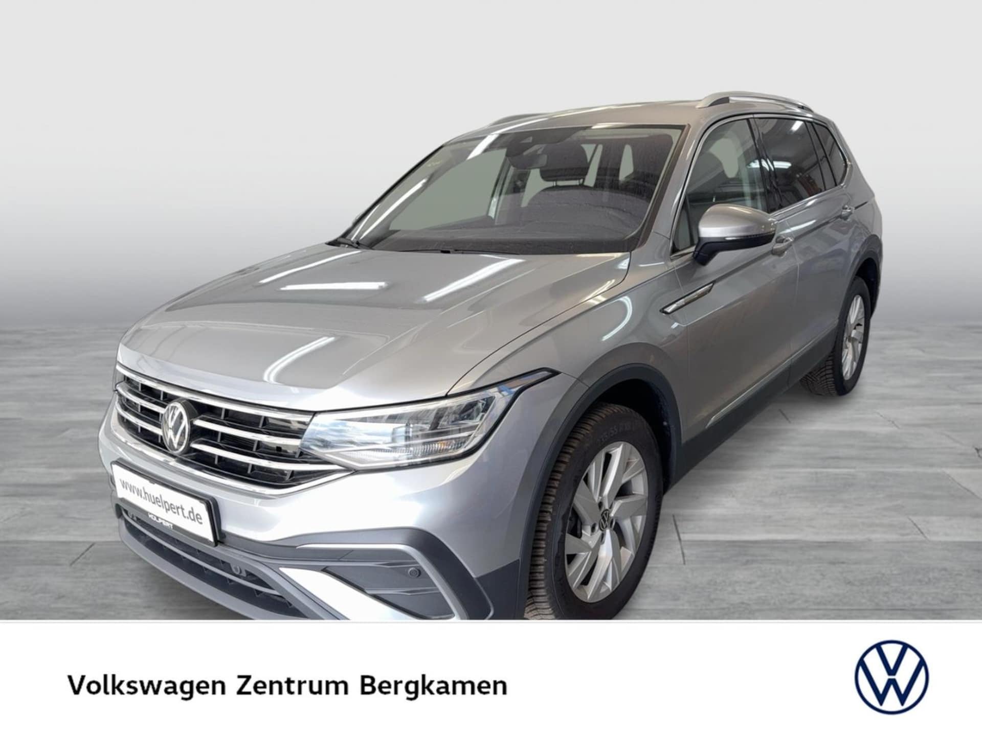 Volkswagen Tiguan Allspace — Volkswagen Tiguan Allspace Tiguan Allspace 2.0 LIFE CAM ACC LM18 E-KLAPPE