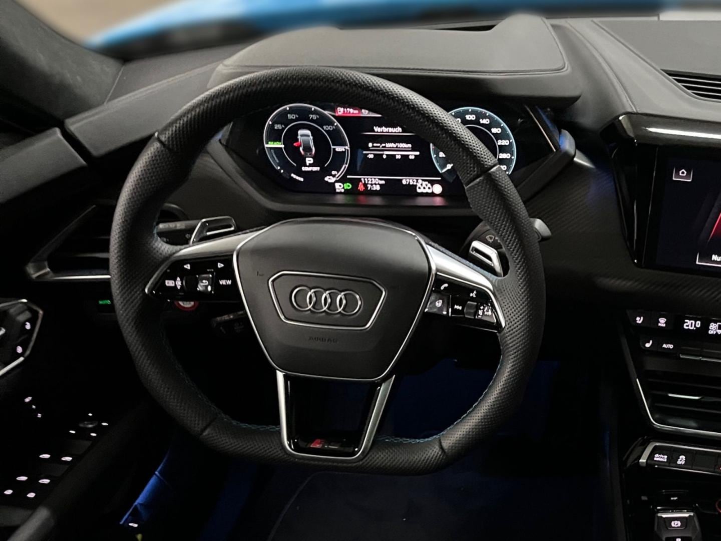 Bild über Audi RS e-tron GT e-tron quattro - für weitere Informationen kontaktieren Sie den Audi Partner