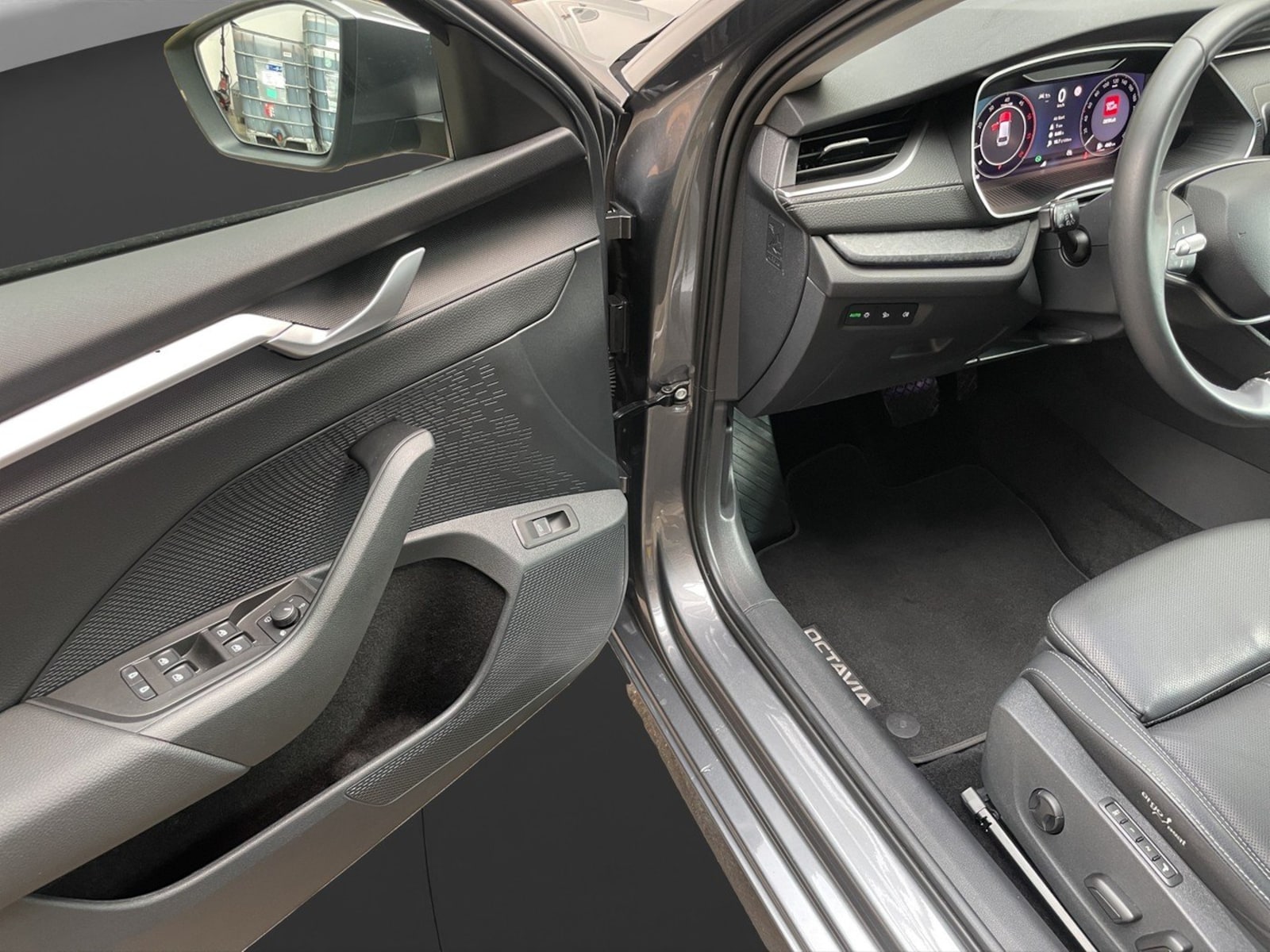 Škoda Octavia Combi – Bild 15