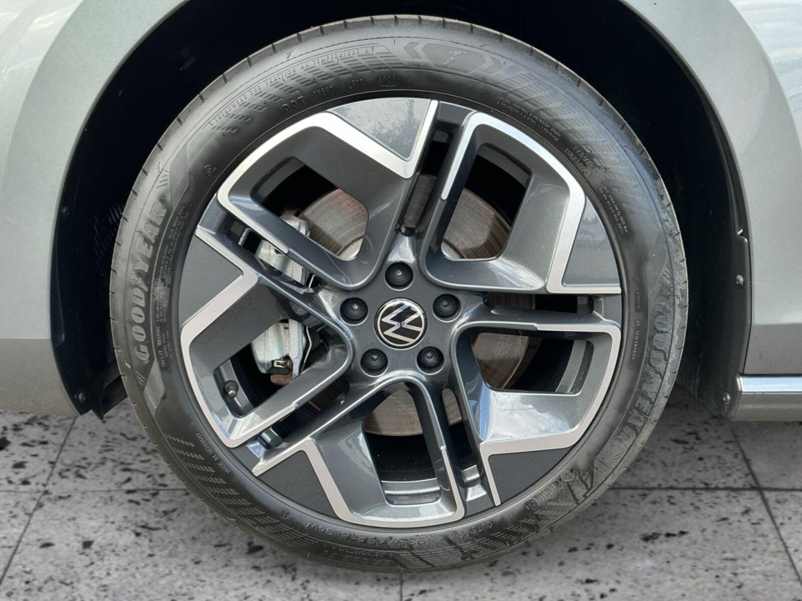 Volkswagen Passat – Bild 7