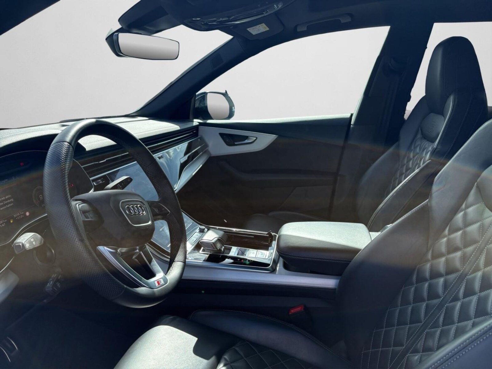 Audi Q8 – Bild 12