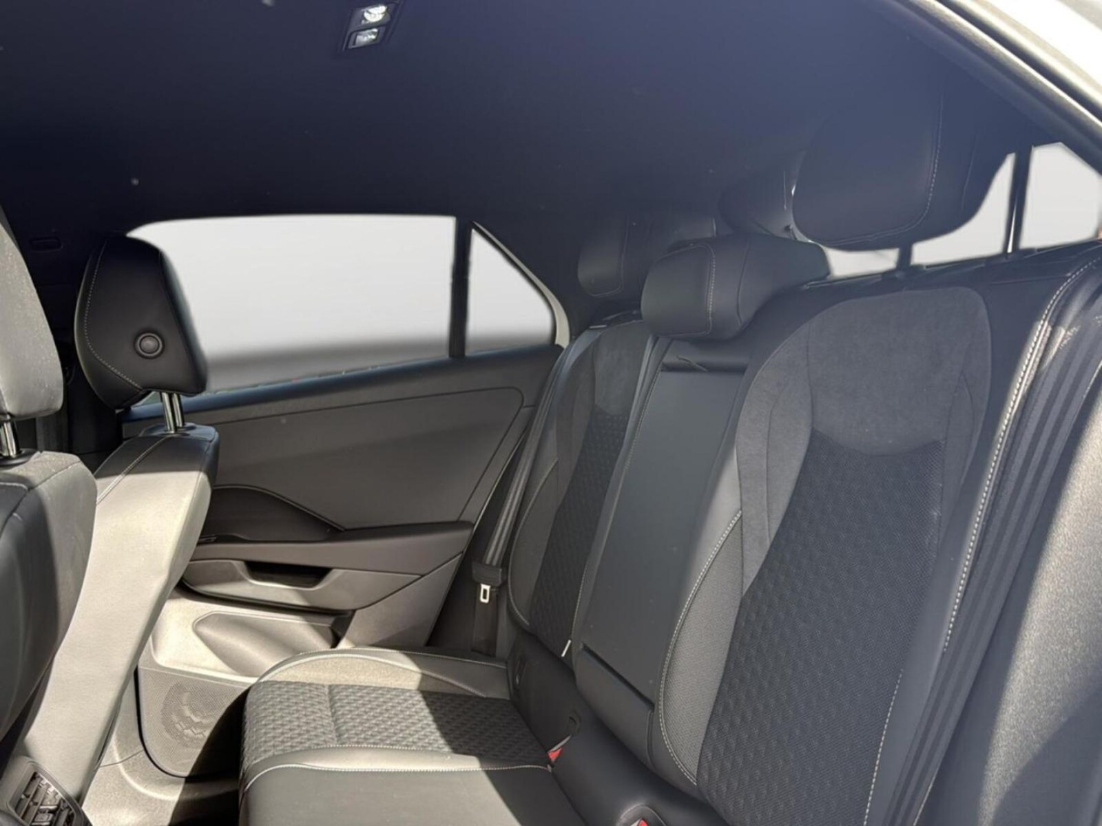 Volkswagen T-Roc – Bild 9