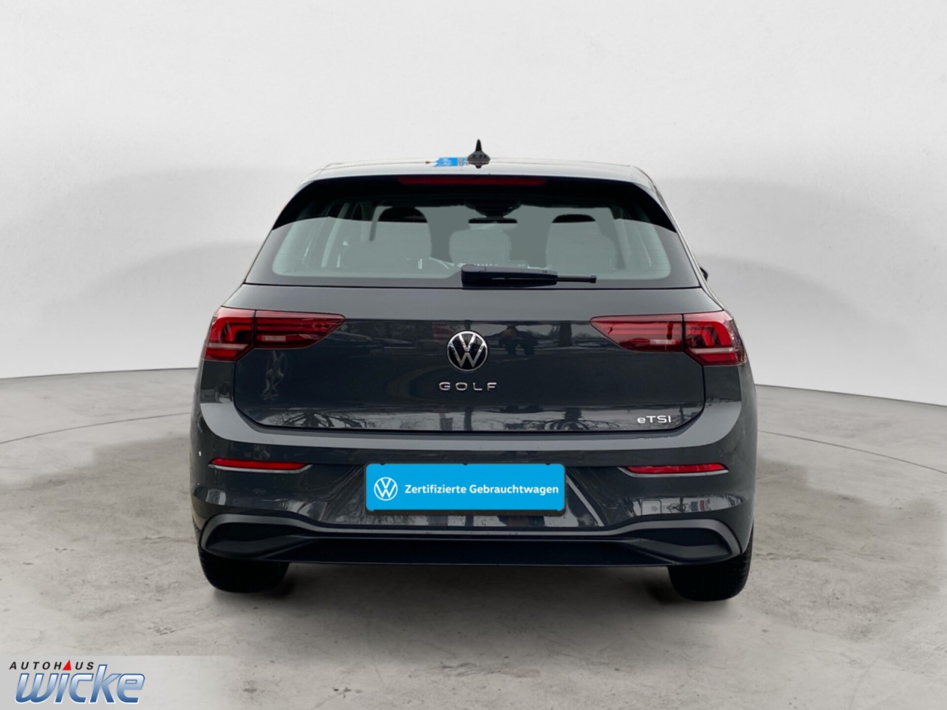 Volkswagen Golf Life