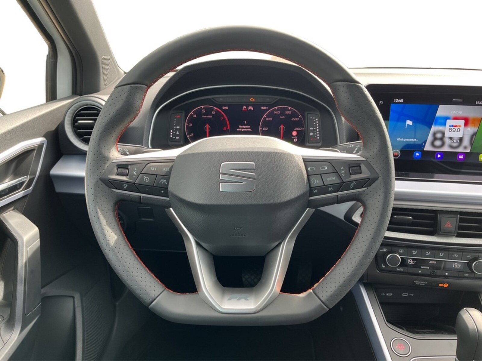 SEAT Arona – Bild 11