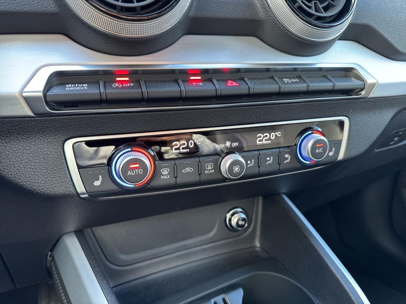 Audi SQ2 – Bild 24