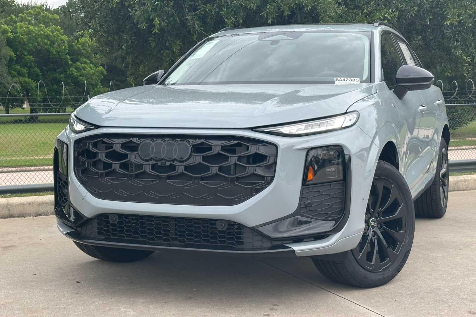 2026 Audi Q3 S line quattro's photo