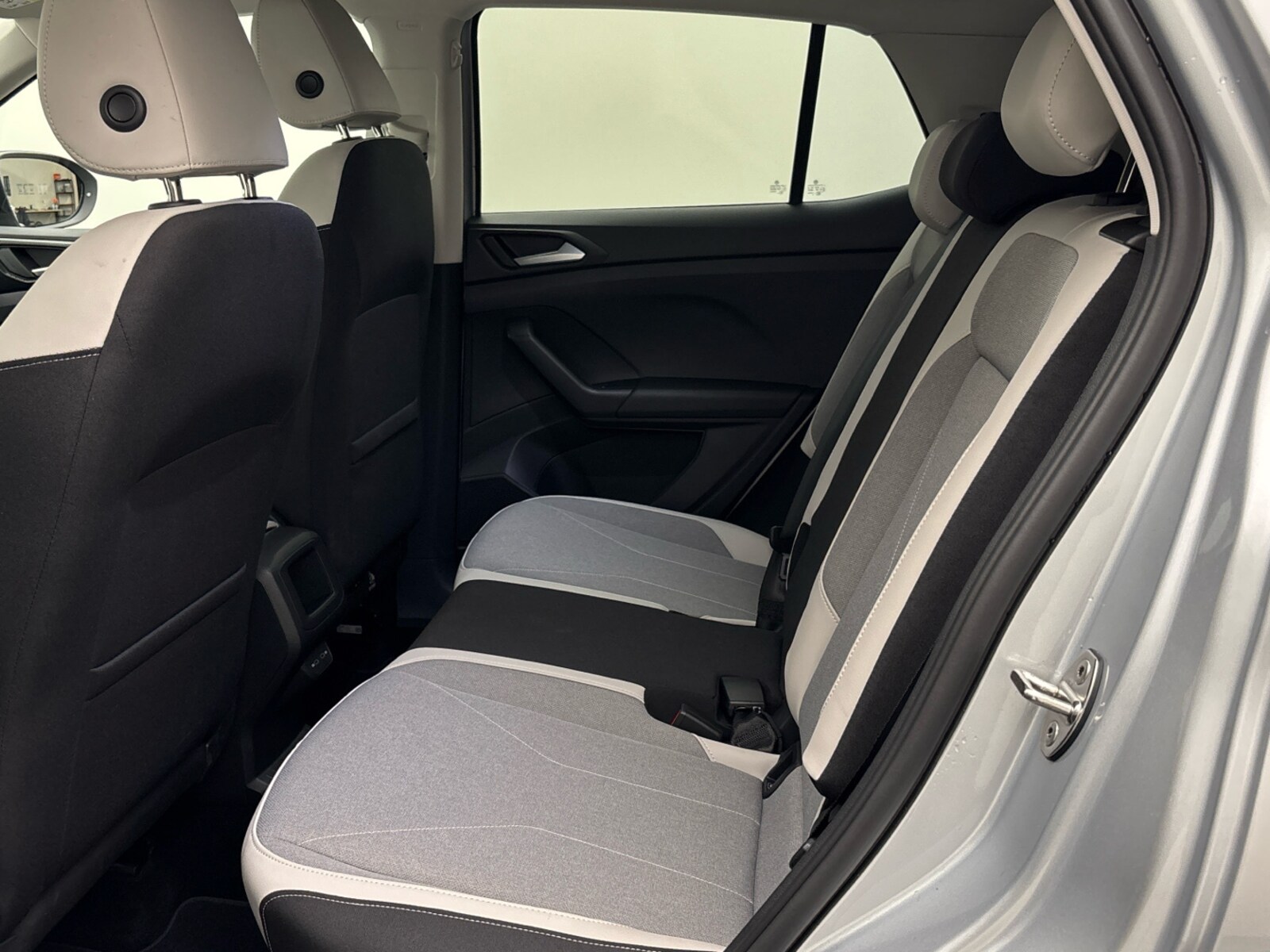 Volkswagen T-Cross – Bild 11