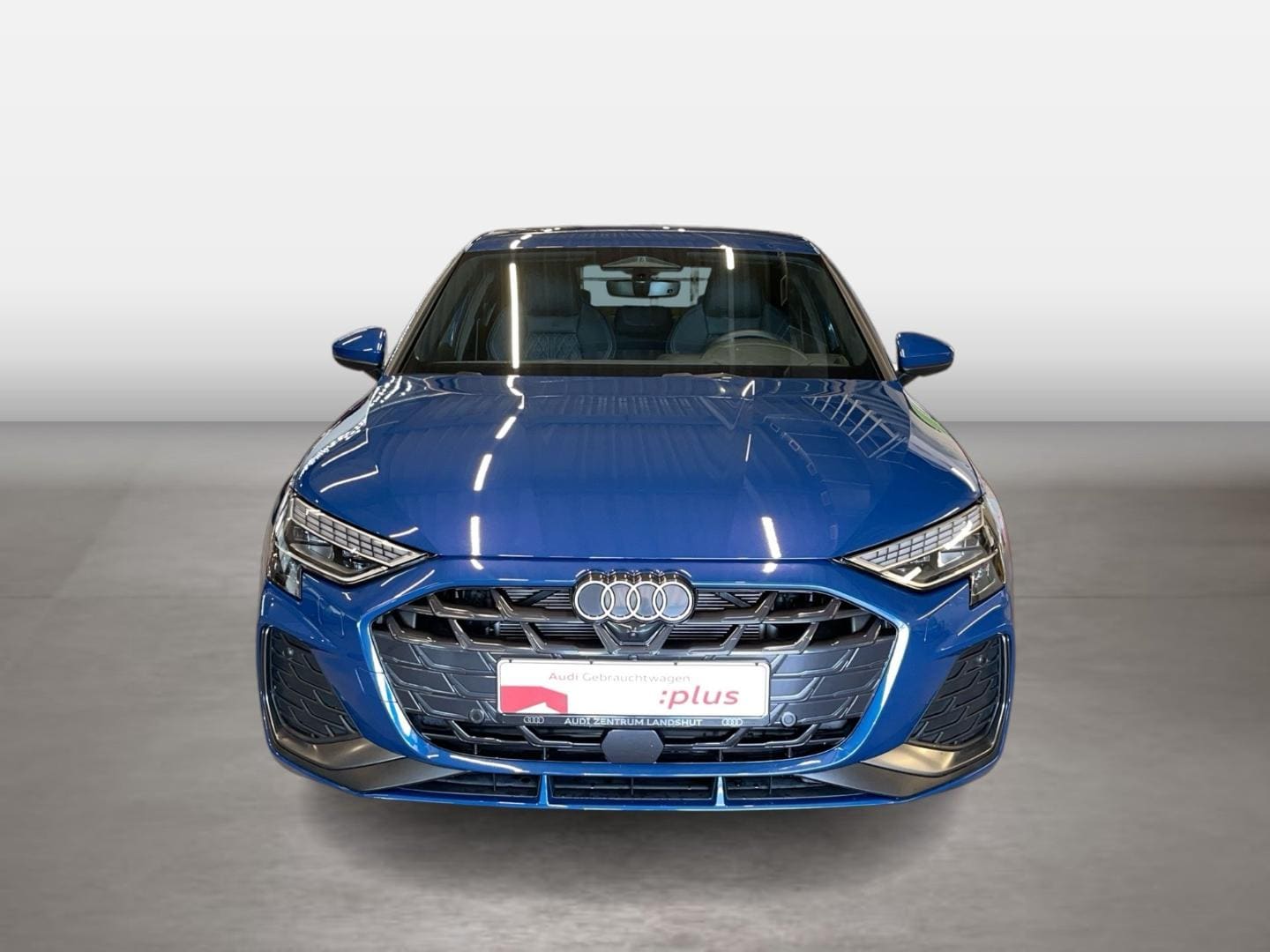 Bild über Audi A3 Limousine TFSI quattro S tronic - für weitere Informationen kontaktieren Sie den Audi Partner