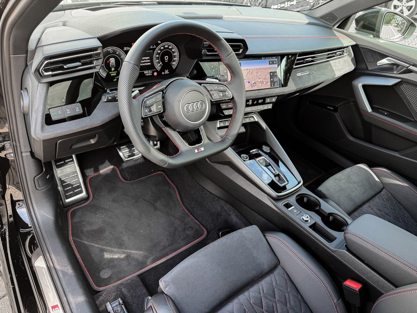 Bild über Audi A3 Sportback TFSI e TFSI e 200 kW S tronic - für weitere Informationen kontaktieren Sie den Audi Partner