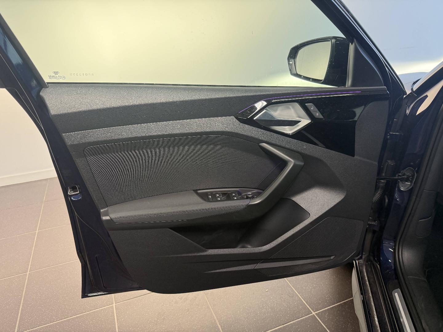 Image about Audi A1 allstreet Avus 35 TFSI 110 kW (150 ch) S tronic