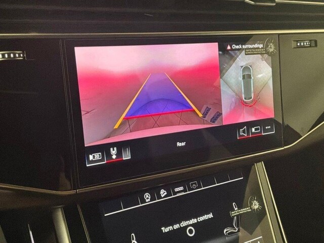 2025 Audi Q8