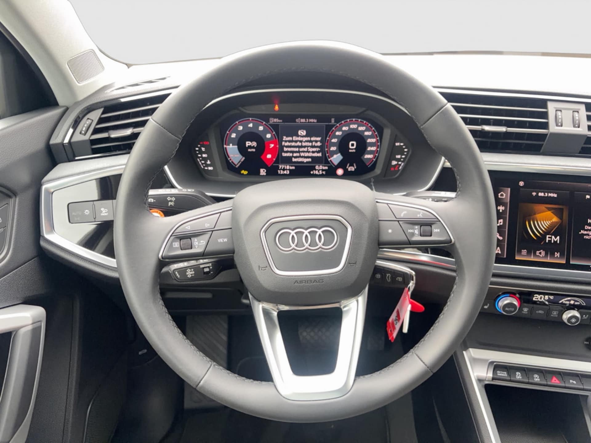 Audi Q3 Sportback S line