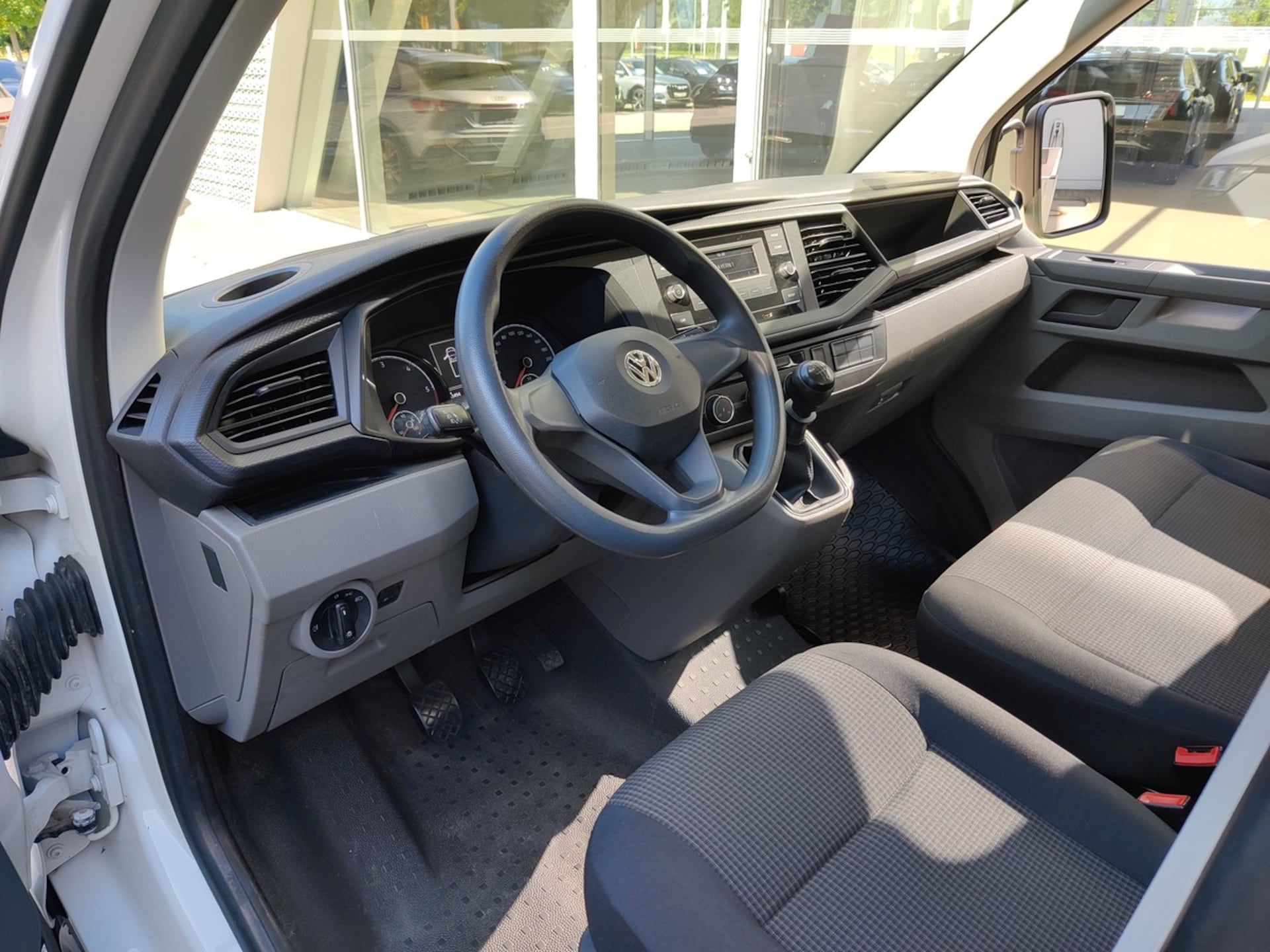Volkswagen T6.1 Transporter Pritschenwagen Einzelkabine