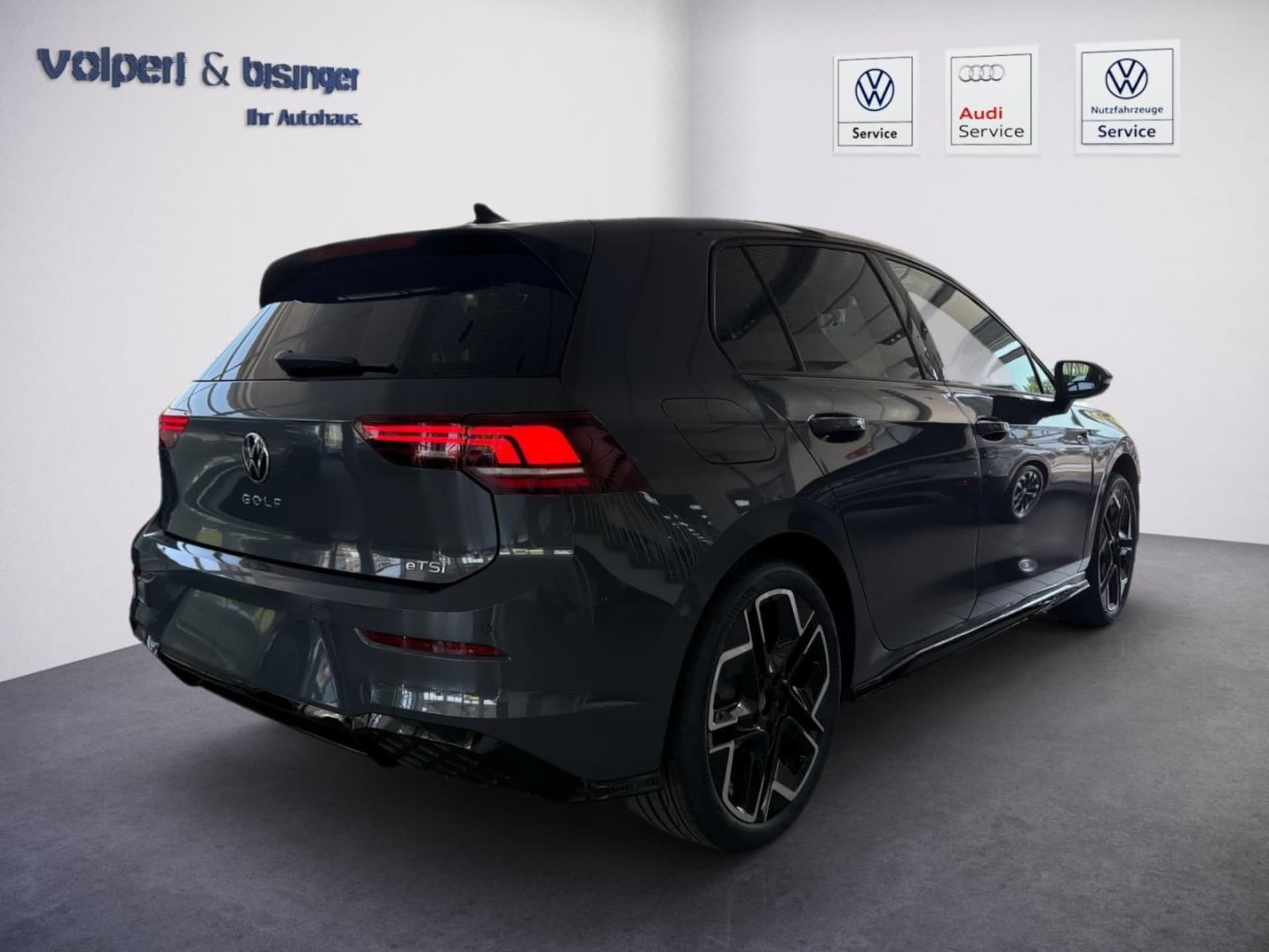 Volkswagen Golf R-Line