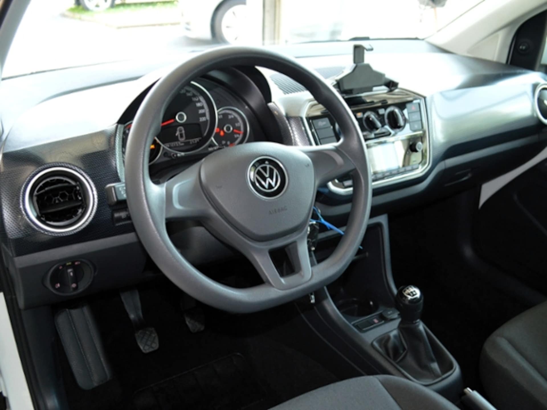 Volkswagen up!