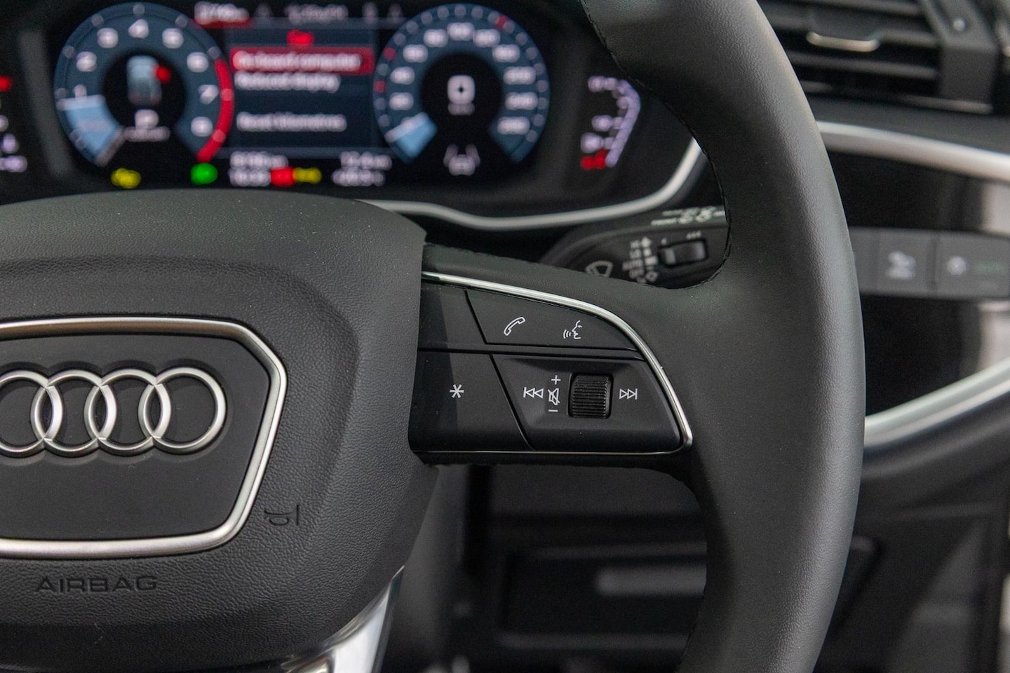 Image about Audi Q3 Sportback 35 TFSI S line edition