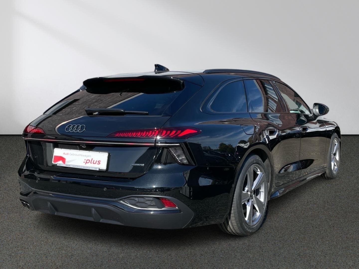 Bild über Audi A6 Avant TDI quattro 150 kW S tronic - für weitere Informationen kontaktieren Sie den Audi Partner