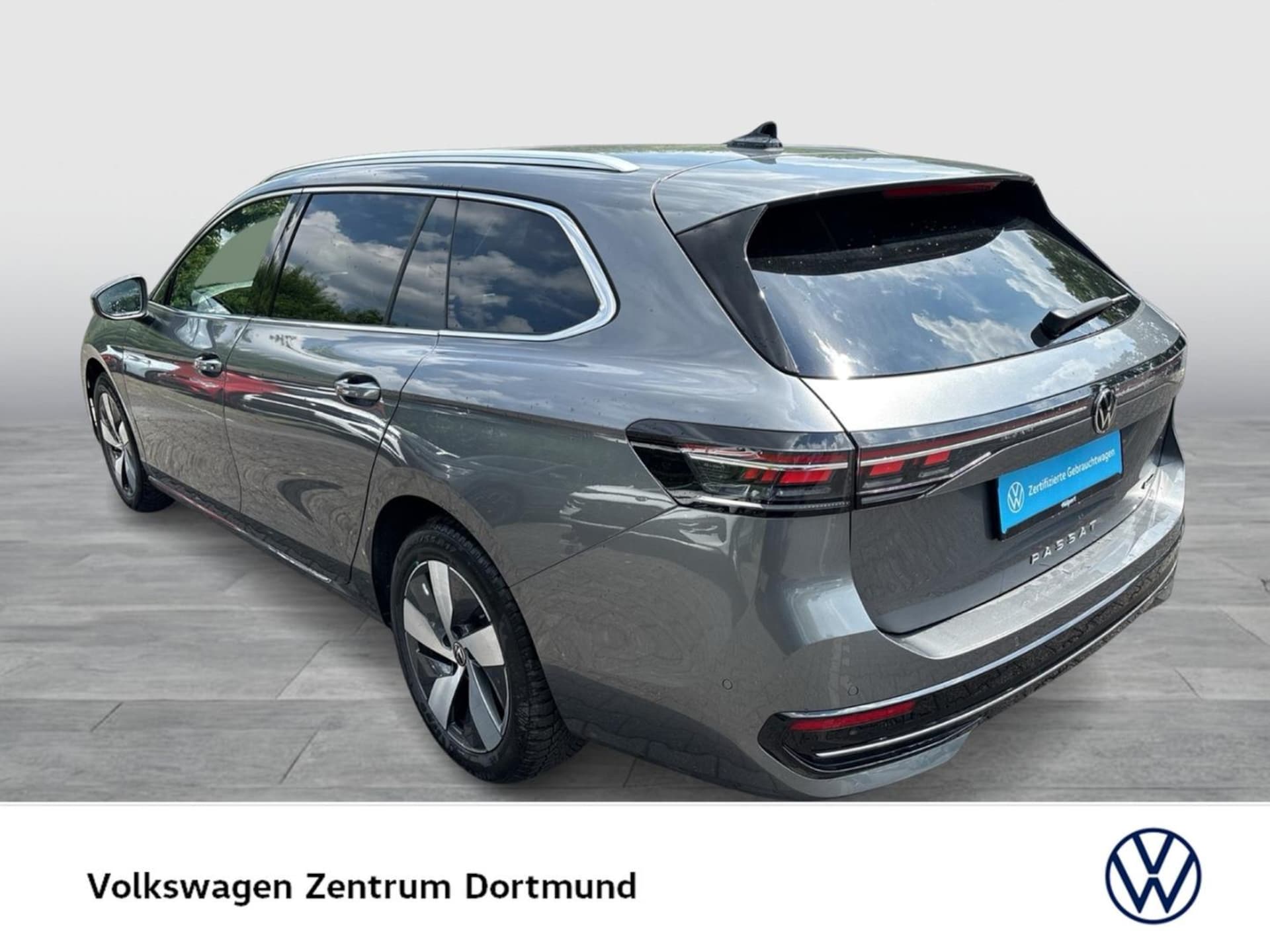 Volkswagen Passat Elegance