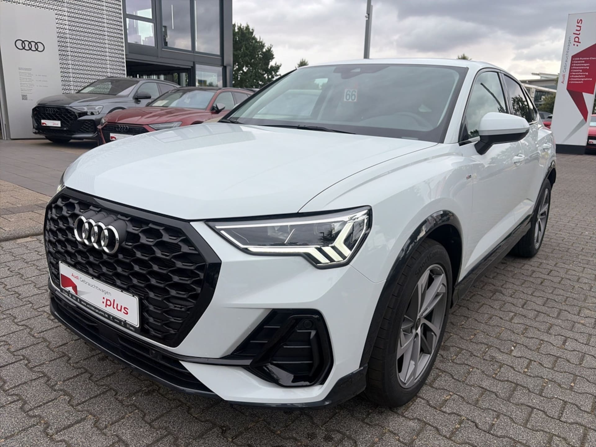 Audi Q3 Sportback S line