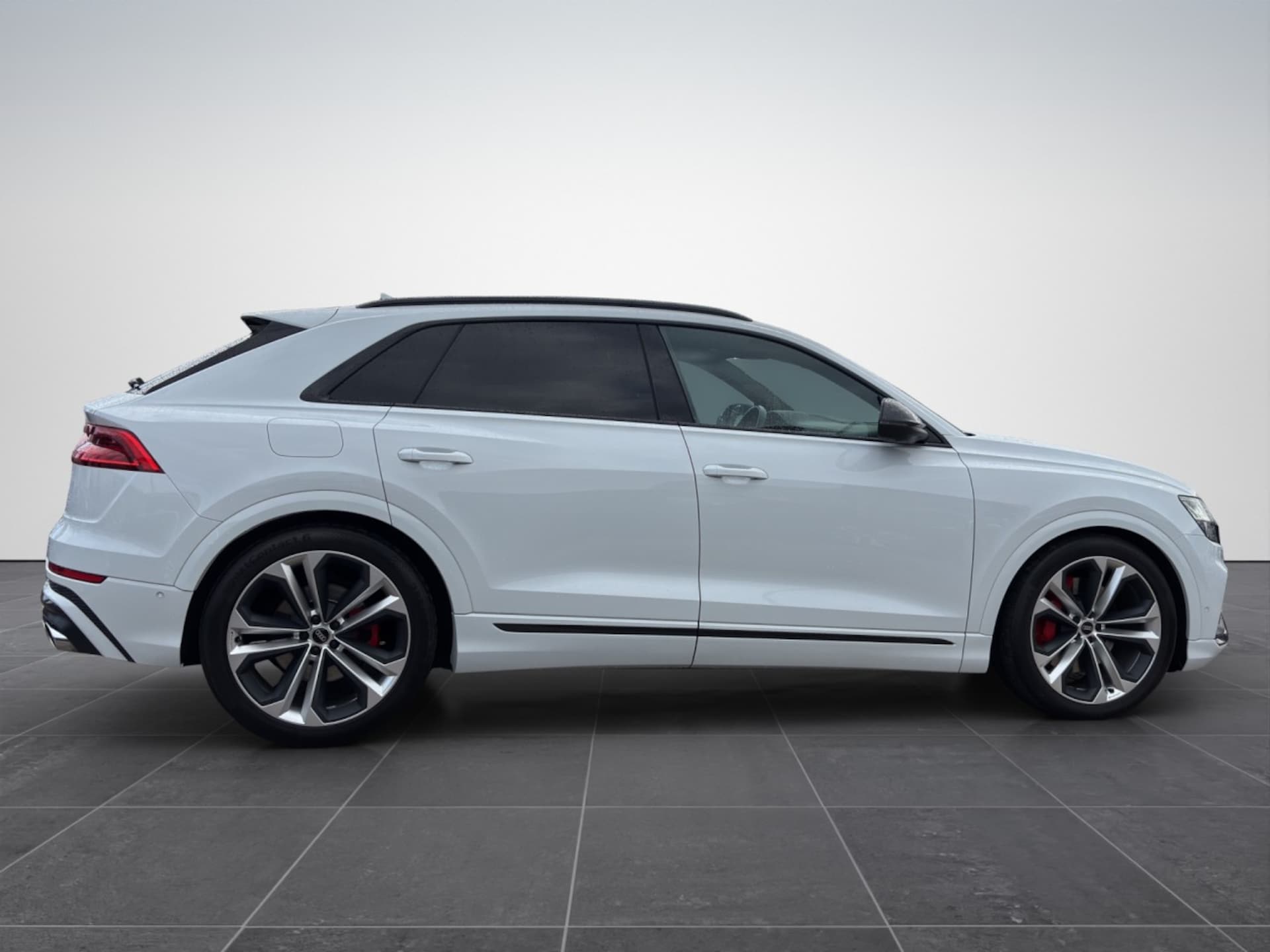 Audi SQ8 SUV