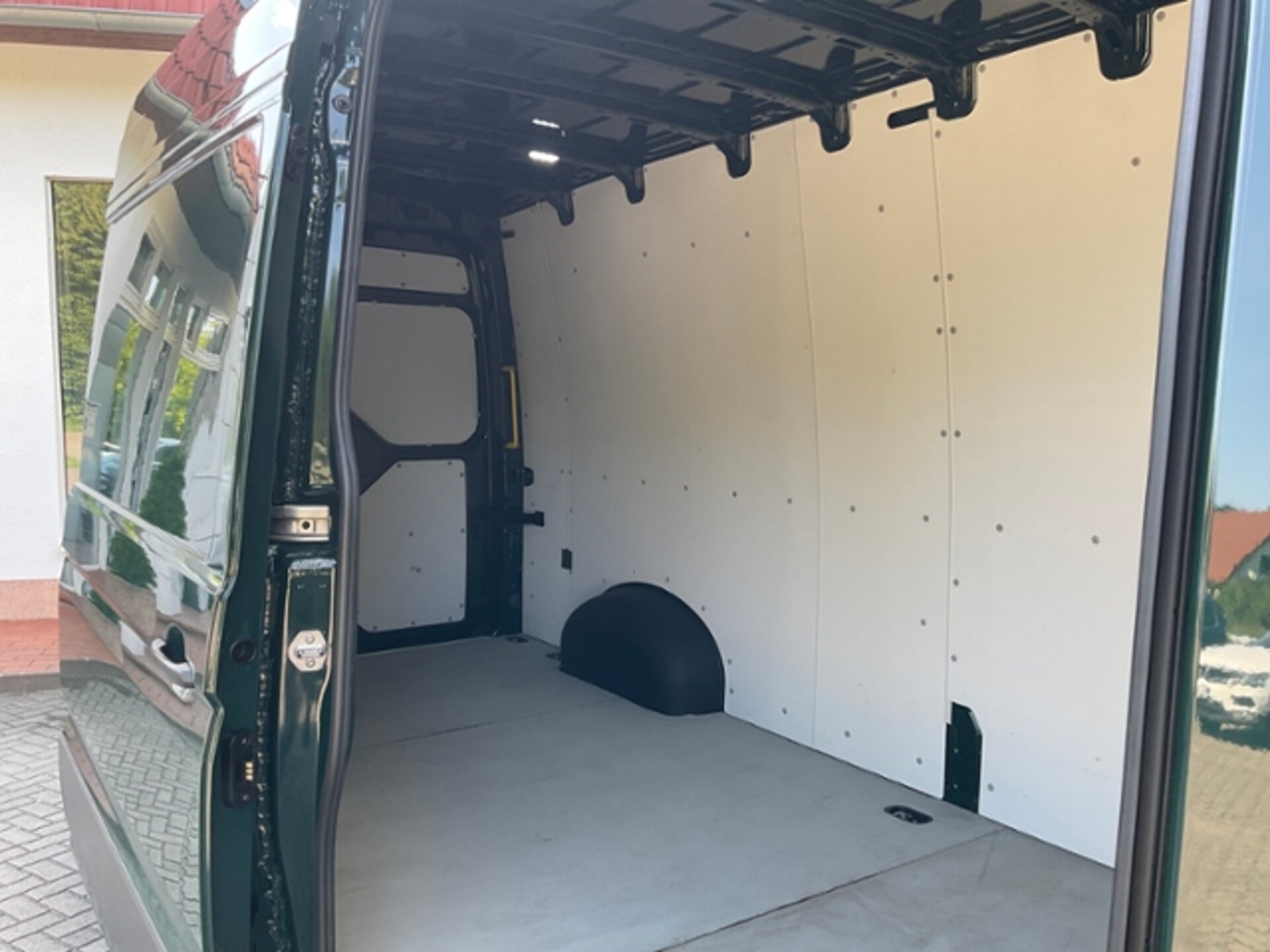 Volkswagen Crafter Kasten langer Radstand