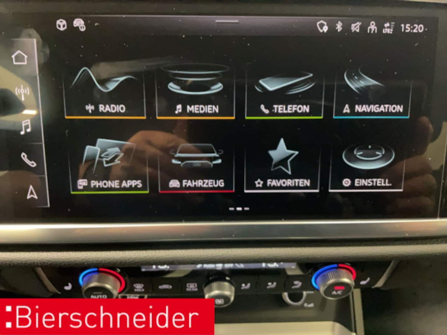 Bild über Audi Q3 TFSI quattro 140 kW S tronic - für weitere Informationen kontaktieren Sie den Audi Partner