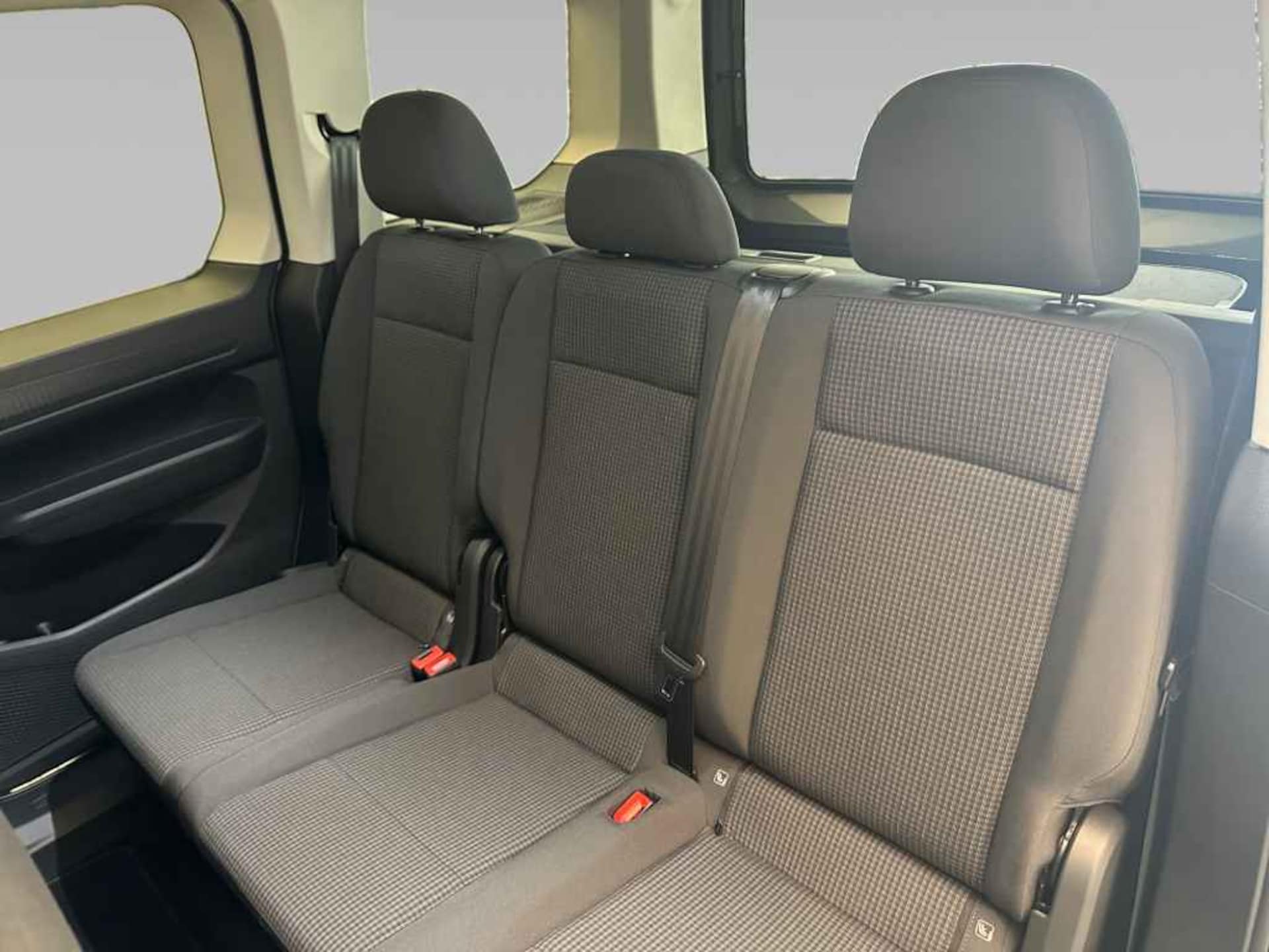 Volkswagen Caddy Basis-Modell