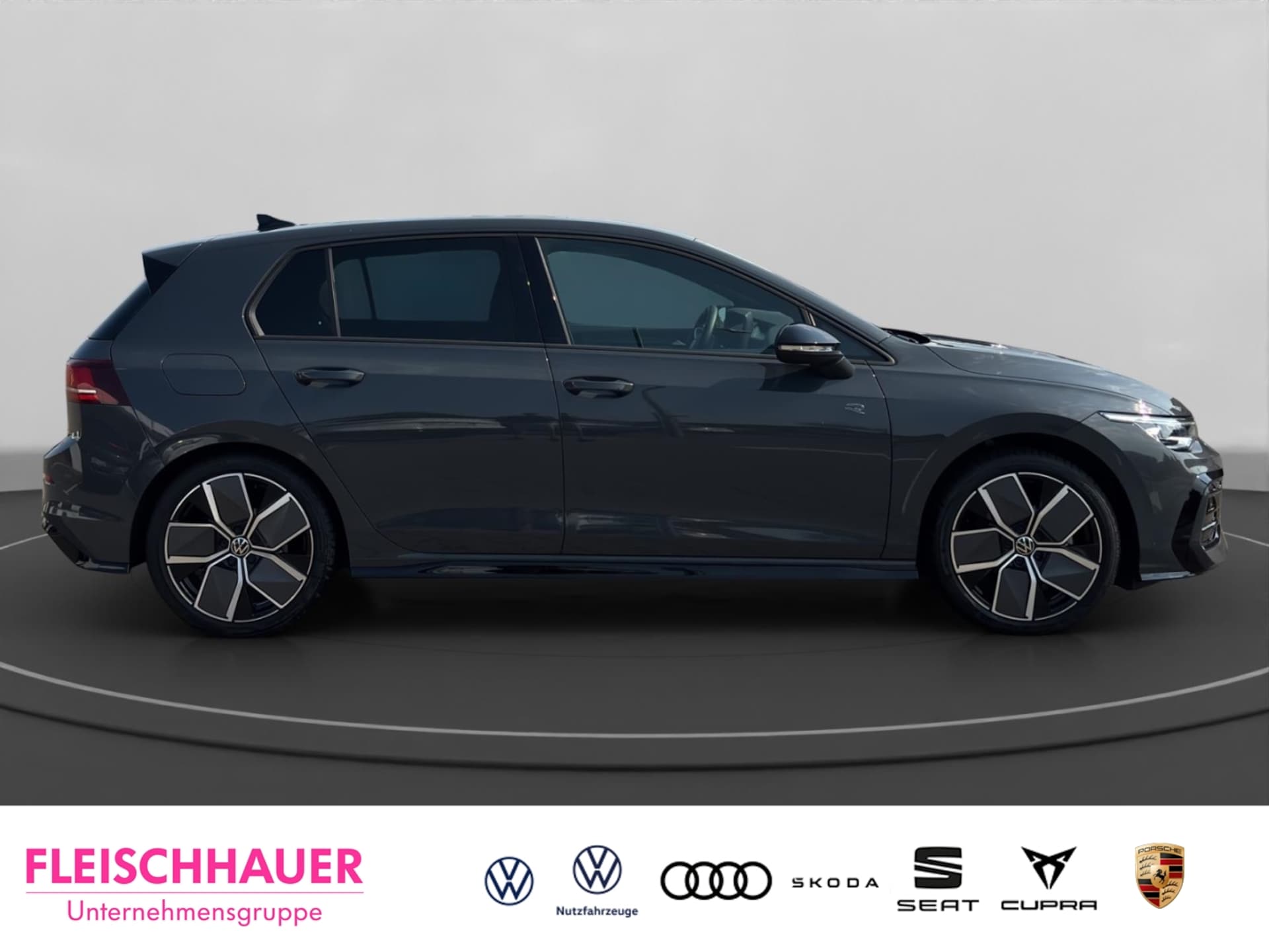 Volkswagen Golf R-Line