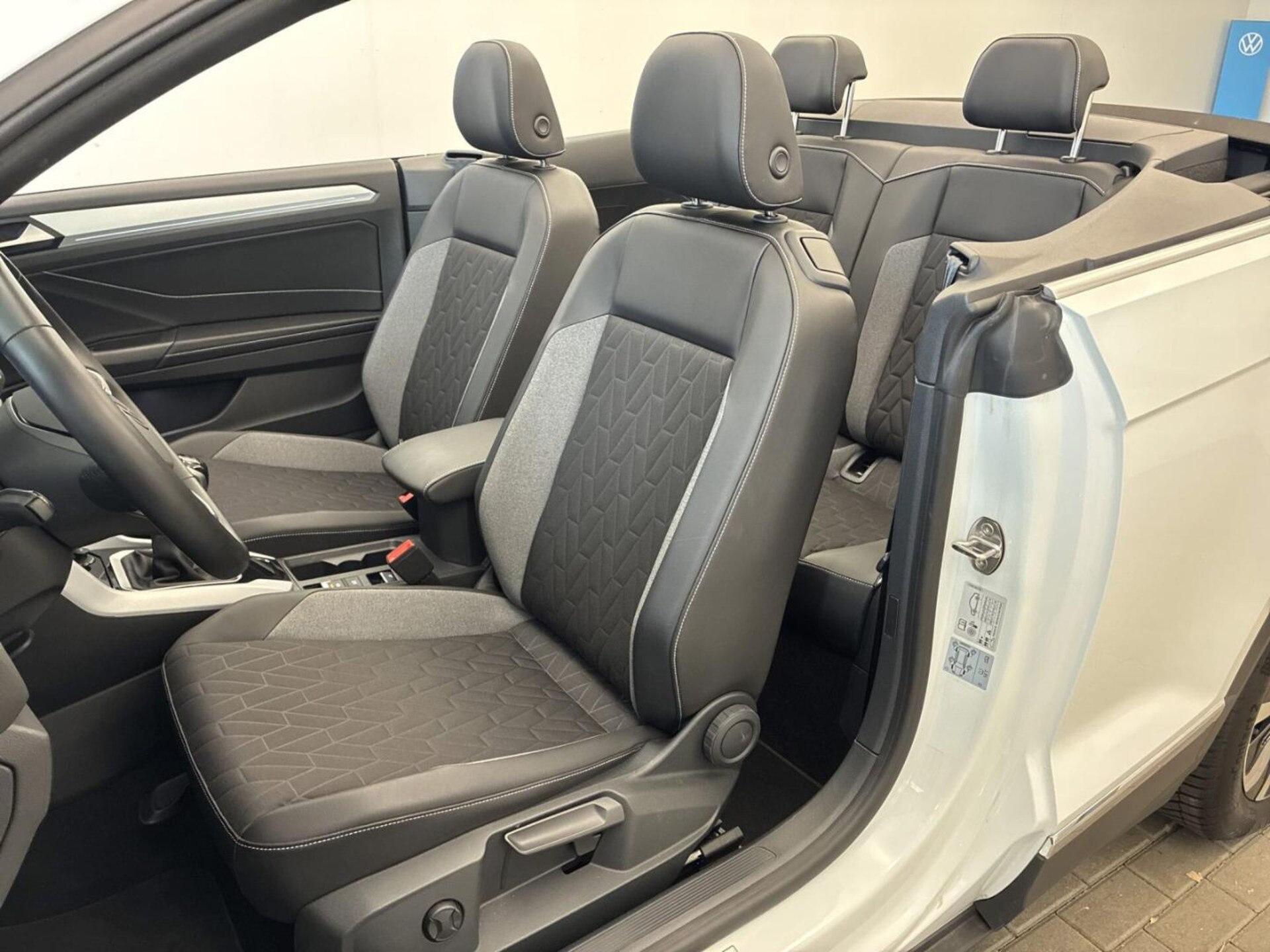 Volkswagen T-Roc Cabriolet Style