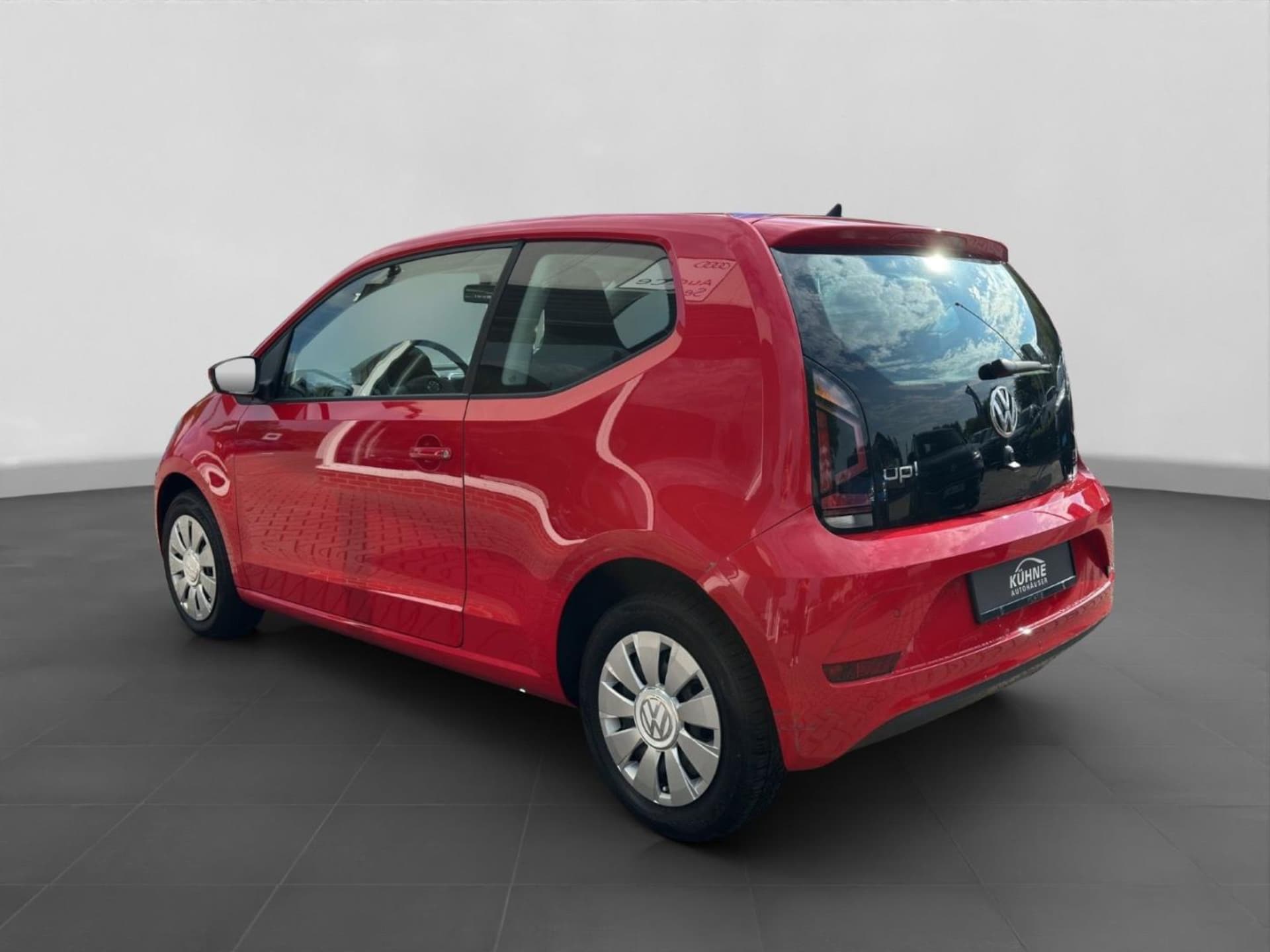 Volkswagen up! move up!