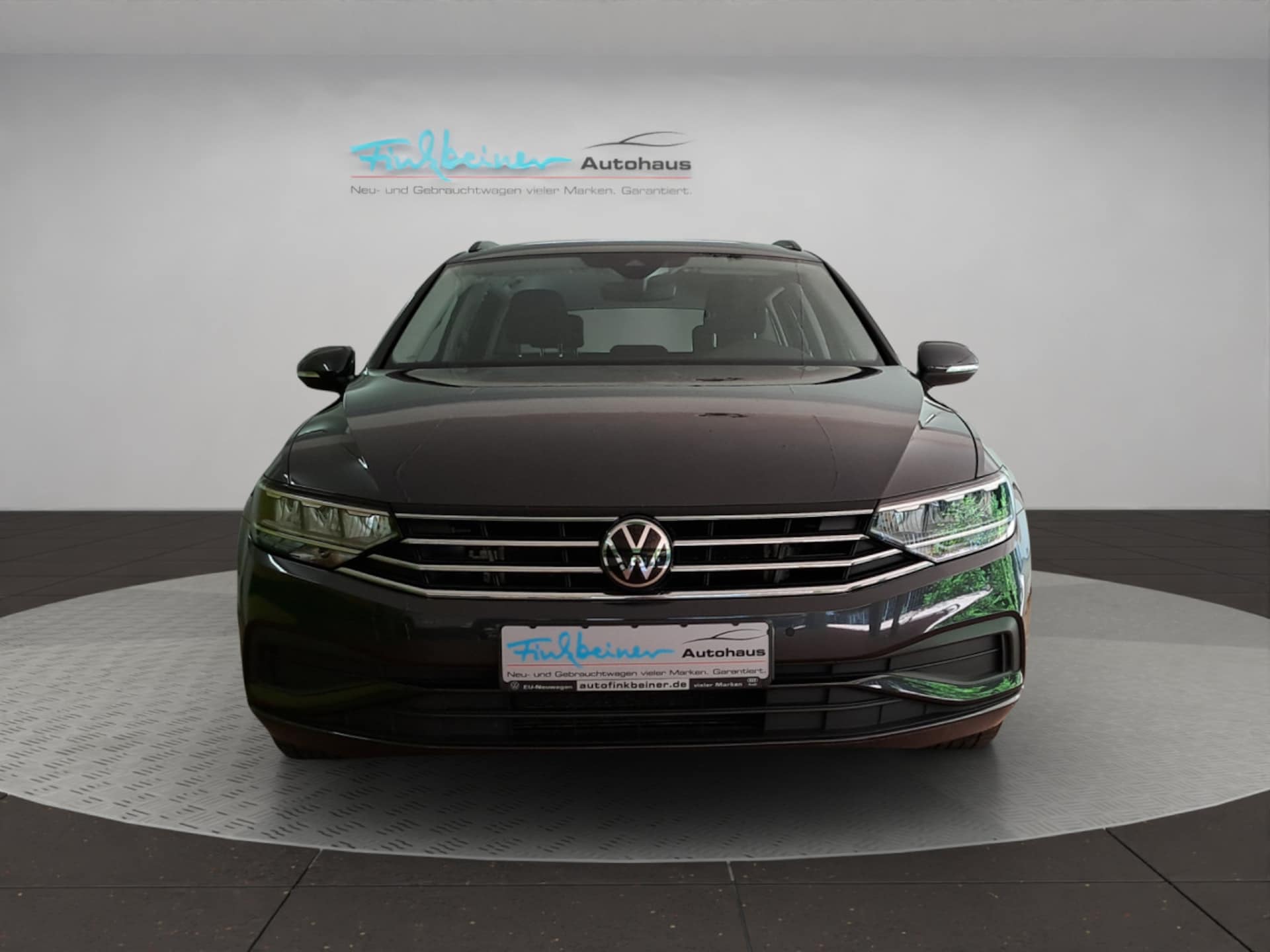 Volkswagen Passat Variant Basis-Modell