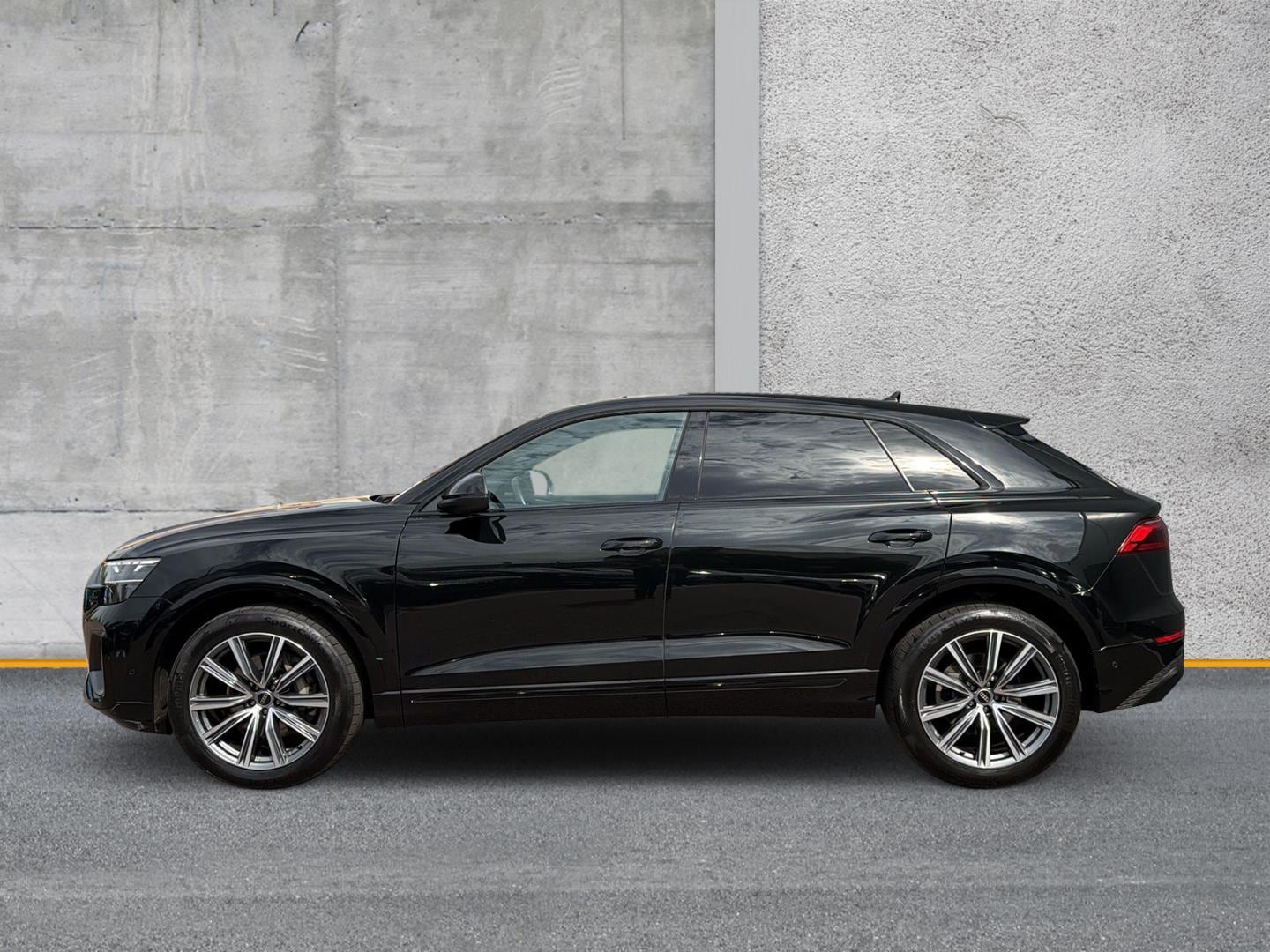 Bild über Audi Q8 SUV 50 TDI quattro tiptronic - für weitere Informationen kontaktieren Sie den Audi Partner