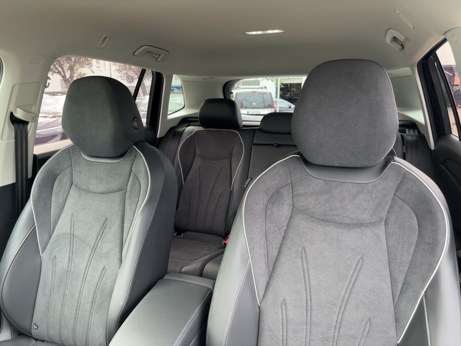 Volkswagen Tiguan – Bild 11