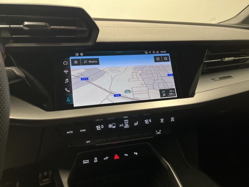 Immagine di Audi A3 Sportback TFSI e Identity Black 40 TFSI e 150 kW (204 CV) S tronic - Vista: for more details contact your dealer