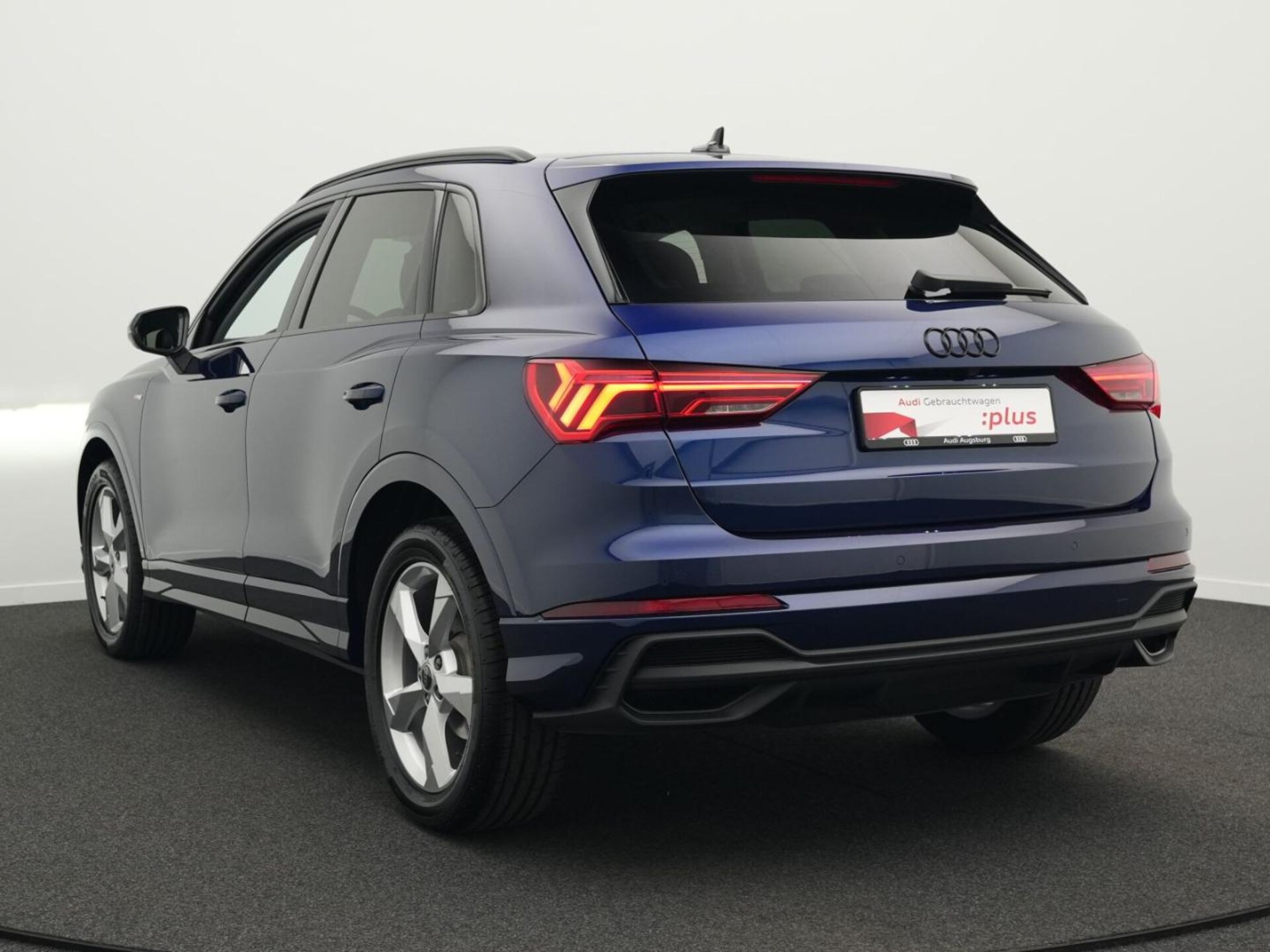 Audi Q3 SUV S line