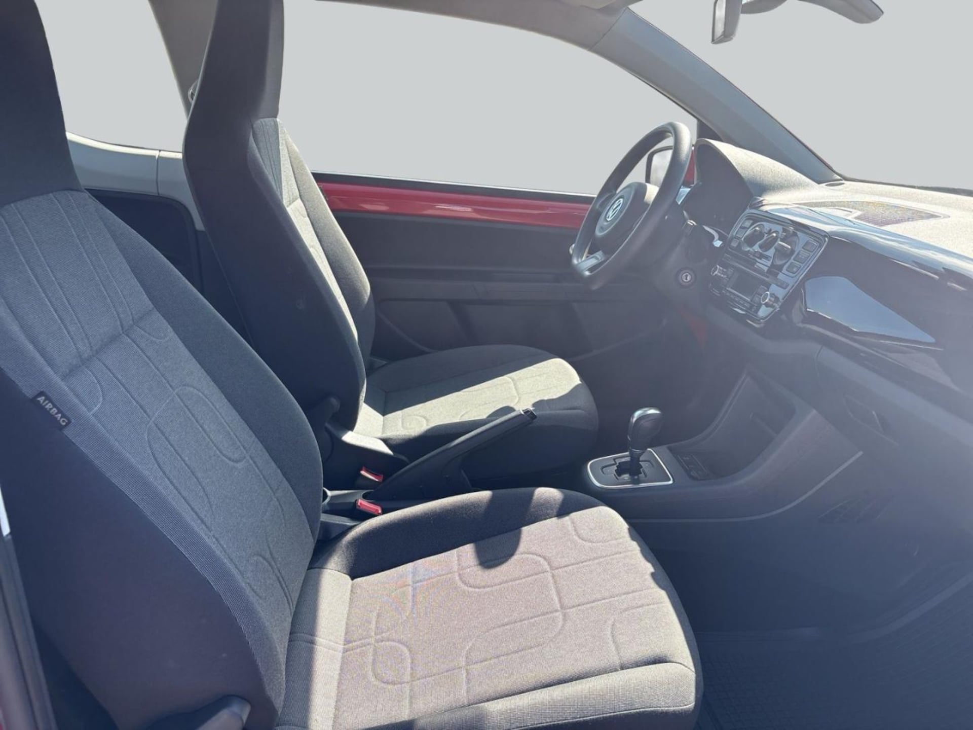 Volkswagen up! move up!