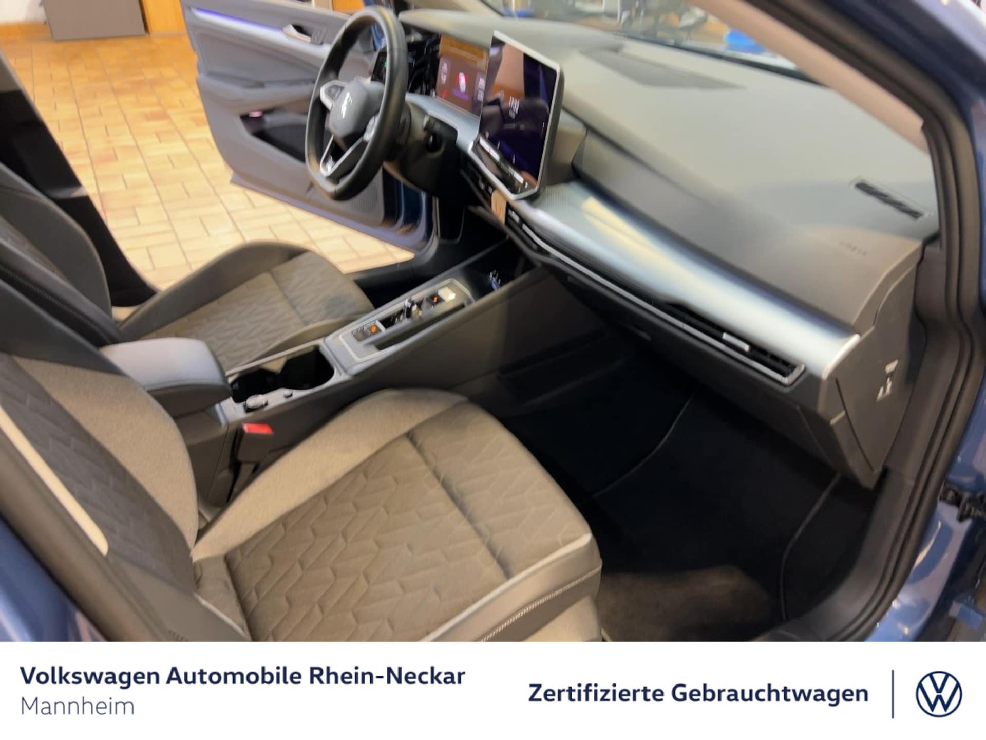 Volkswagen Golf Life